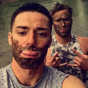 Meet your Posher, Derek